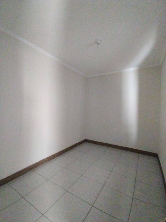 Casa à venda com 2 quartos, 150m² - Foto 9