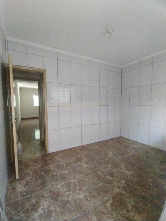 Casa à venda com 2 quartos, 150m² - Foto 11