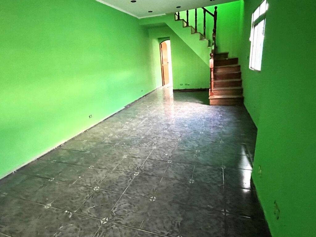 Casa à venda com 5 quartos, 140m² - Foto 22