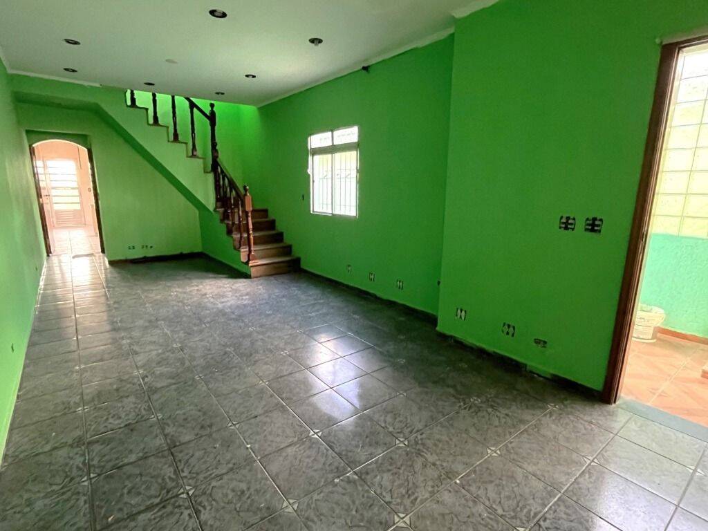 Casa à venda com 5 quartos, 140m² - Foto 23