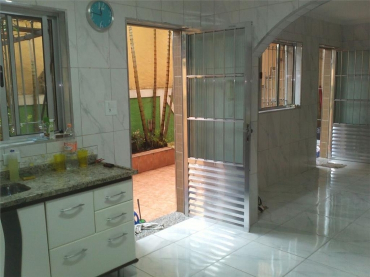 Sobrado à venda com 3 quartos, 127m² - Foto 2