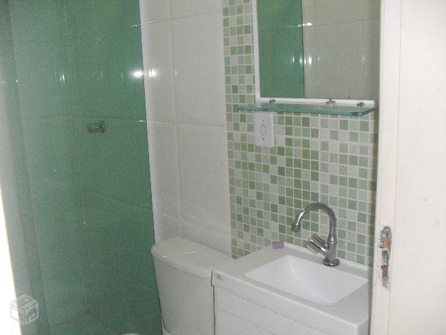 Apartamento à venda com 2 quartos, 64m² - Foto 2