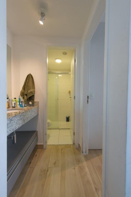 Apartamento à venda com 1 quarto, 43m² - Foto 7