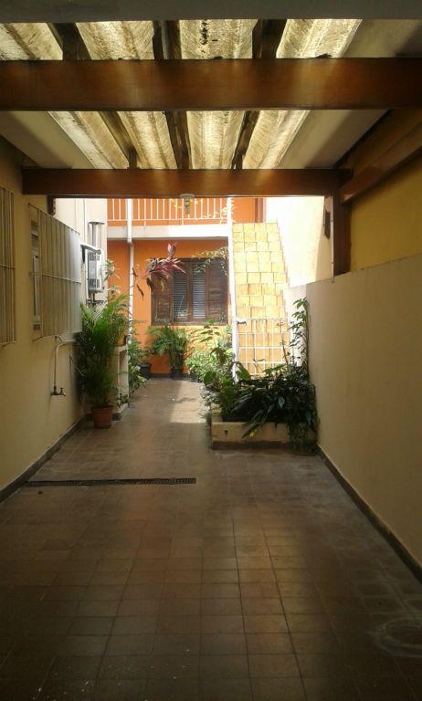 Sobrado à venda com 4 quartos, 200m² - Foto 2