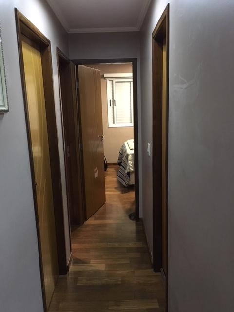 Apartamento à venda com 3 quartos, 69m² - Foto 2