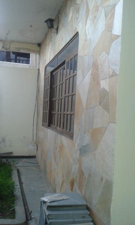 Sobrado à venda com 3 quartos, 200m² - Foto 2