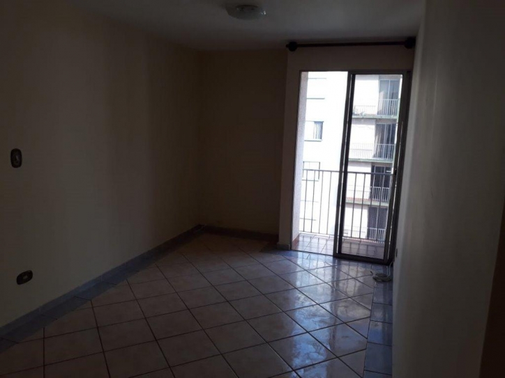 Apartamento à venda com 2 quartos, 62m² - Foto 2