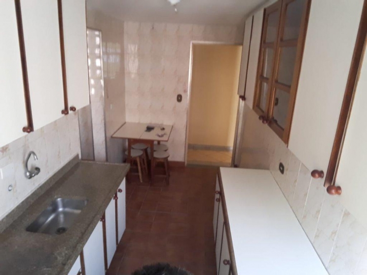 Apartamento à venda com 2 quartos, 62m² - Foto 5