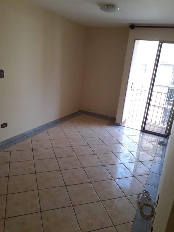 Apartamento à venda com 2 quartos, 62m² - Foto 7