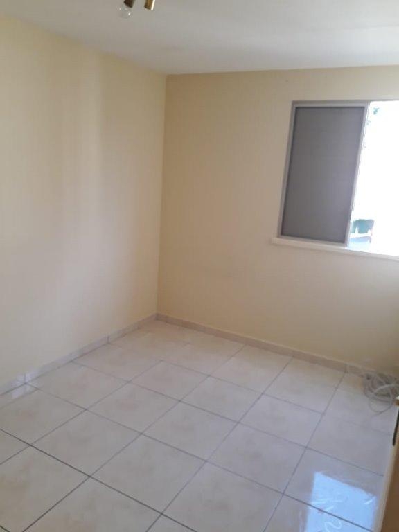 Apartamento à venda com 2 quartos, 62m² - Foto 12