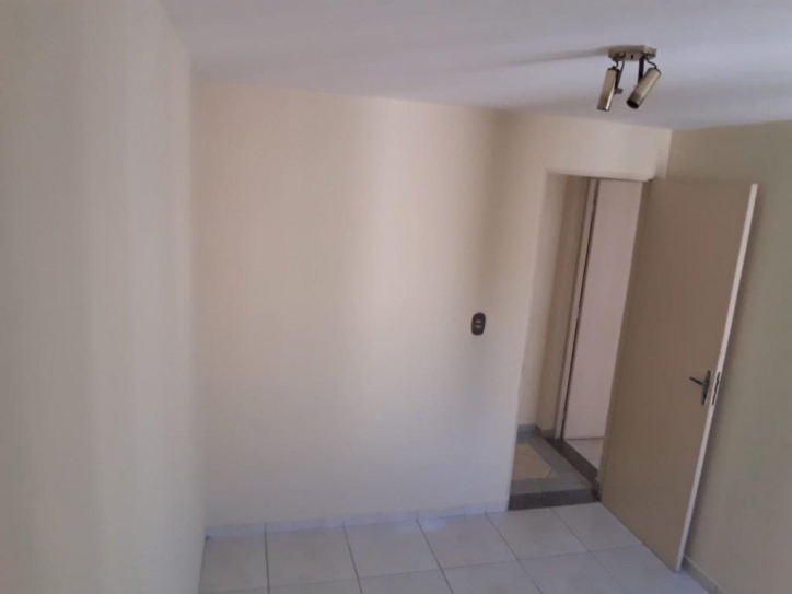 Apartamento à venda com 2 quartos, 62m² - Foto 17