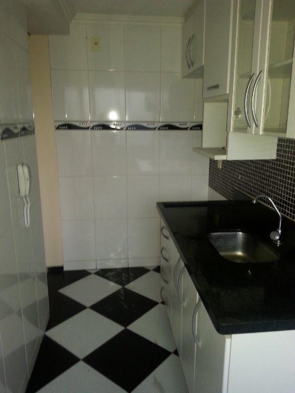 Apartamento à venda com 3 quartos, 60m² - Foto 15