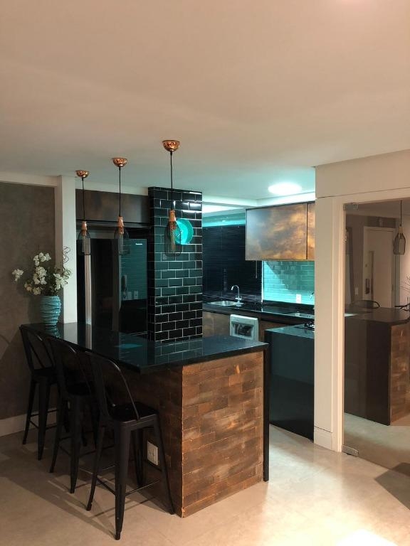 Apartamento à venda com 2 quartos, 102m² - Foto 5