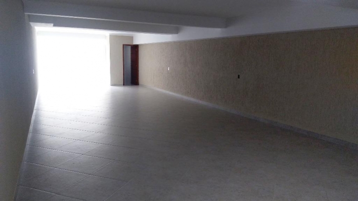 Sobrado à venda com 3 quartos, 200m² - Foto 5