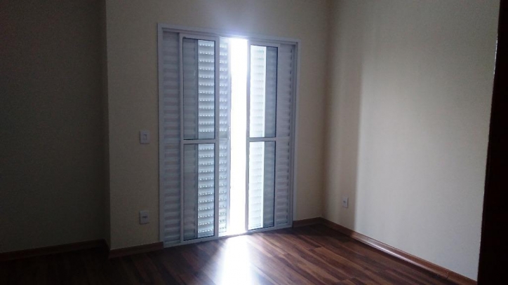 Sobrado à venda com 3 quartos, 200m² - Foto 13