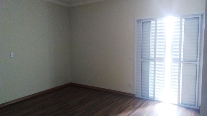 Sobrado à venda com 3 quartos, 200m² - Foto 15