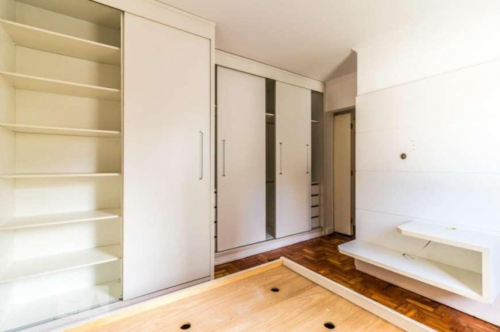 Apartamento à venda com 3 quartos, 108m² - Foto 8