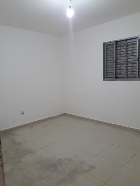 Casa à venda com 2 quartos, 130m² - Foto 10