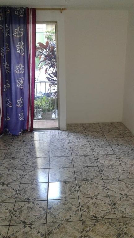 Apartamento à venda com 2 quartos, 56m² - Foto 2