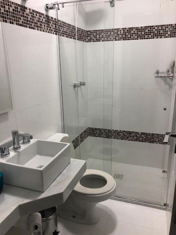 Sobrado à venda com 3 quartos, 200m² - Foto 11