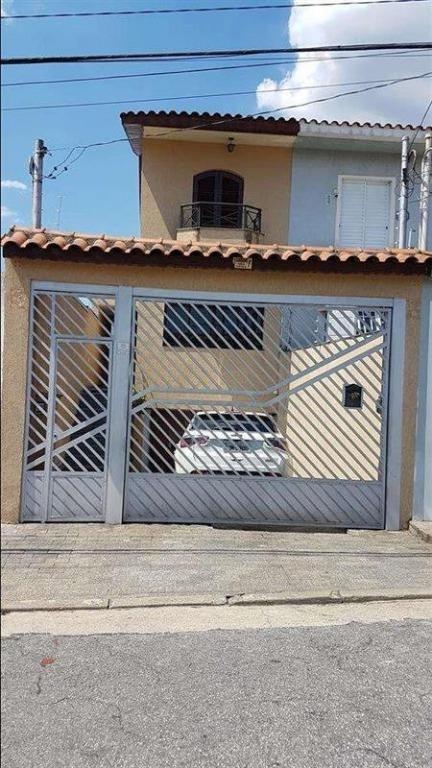 Sobrado para alugar com 4 quartos, 100m² - Foto 1