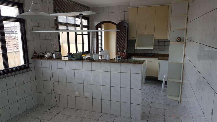 Sobrado para alugar com 4 quartos, 100m² - Foto 2