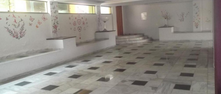 Sobrado à venda com 5 quartos, 420m² - Foto 1