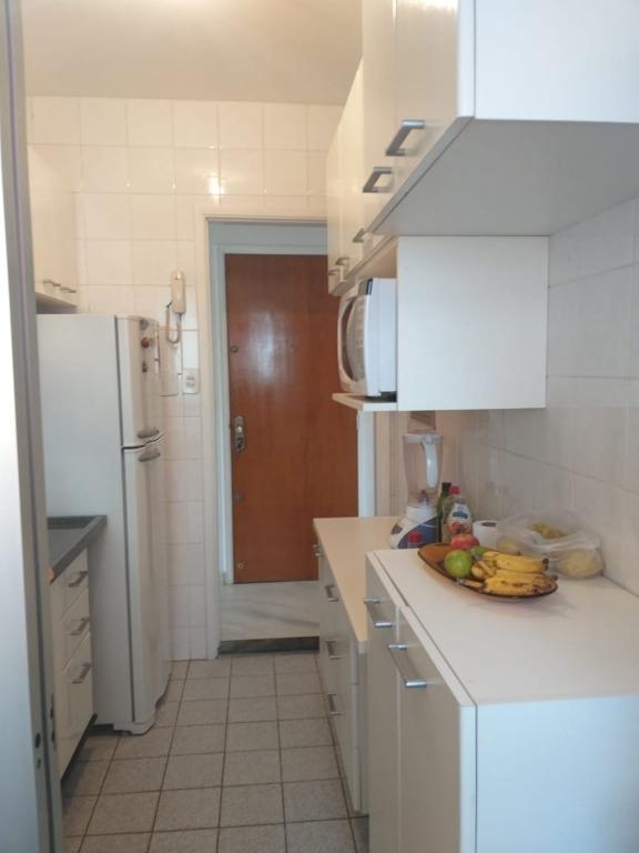 Apartamento à venda com 3 quartos, 60m² - Foto 4