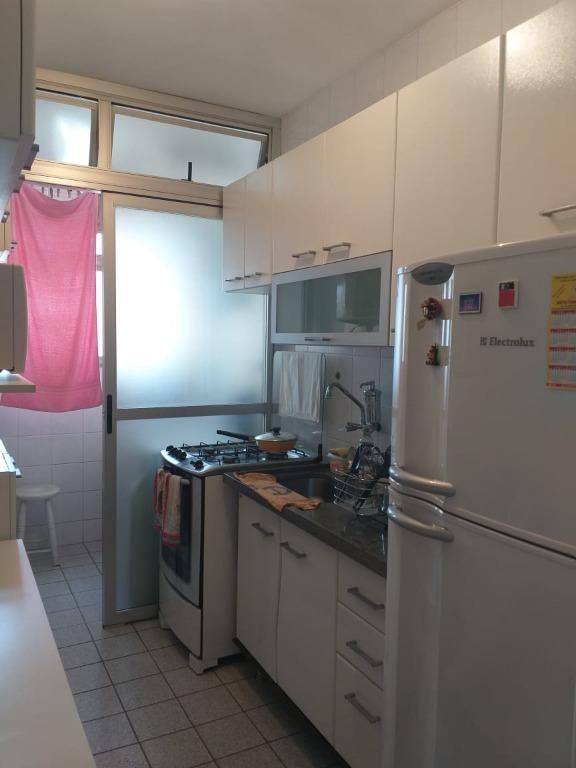 Apartamento à venda com 3 quartos, 60m² - Foto 6