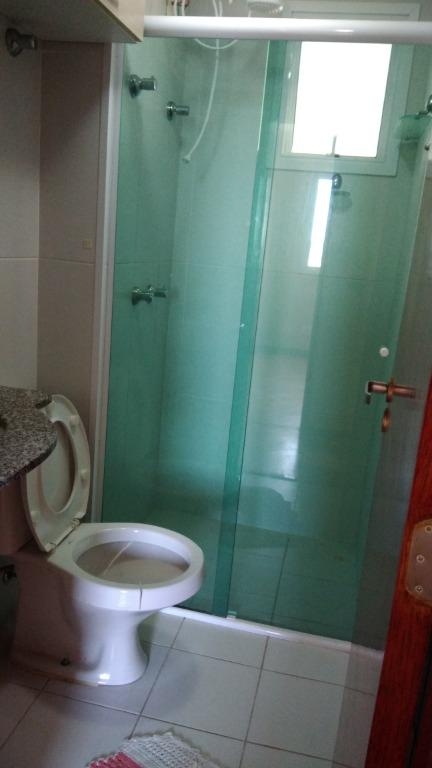 Apartamento à venda com 3 quartos, 70m² - Foto 4