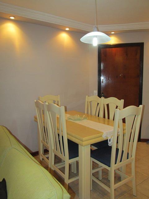 Apartamento à venda com 2 quartos, 57m² - Foto 2