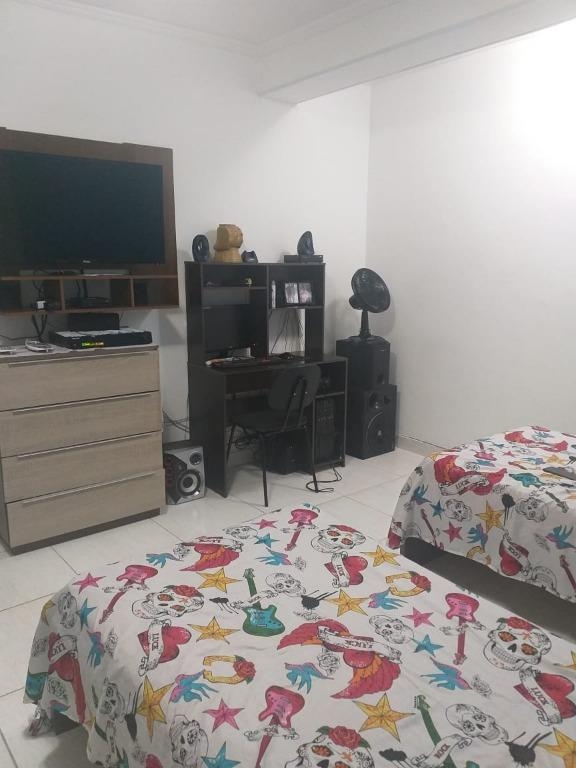 Casa à venda com 2 quartos, 230m² - Foto 16