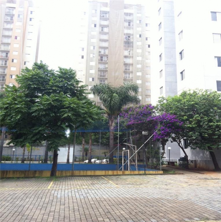 Apartamento à venda com 2 quartos, 50m² - Foto 12