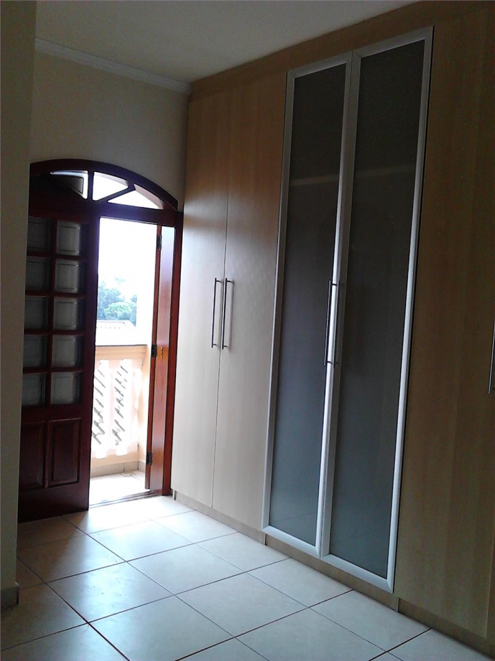 Sobrado à venda com 3 quartos, 150m² - Foto 5