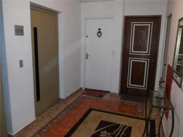 Apartamento à venda com 2 quartos, 60m² - Foto 4