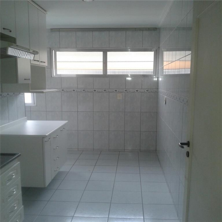 Apartamento à venda com 2 quartos, 65m² - Foto 8