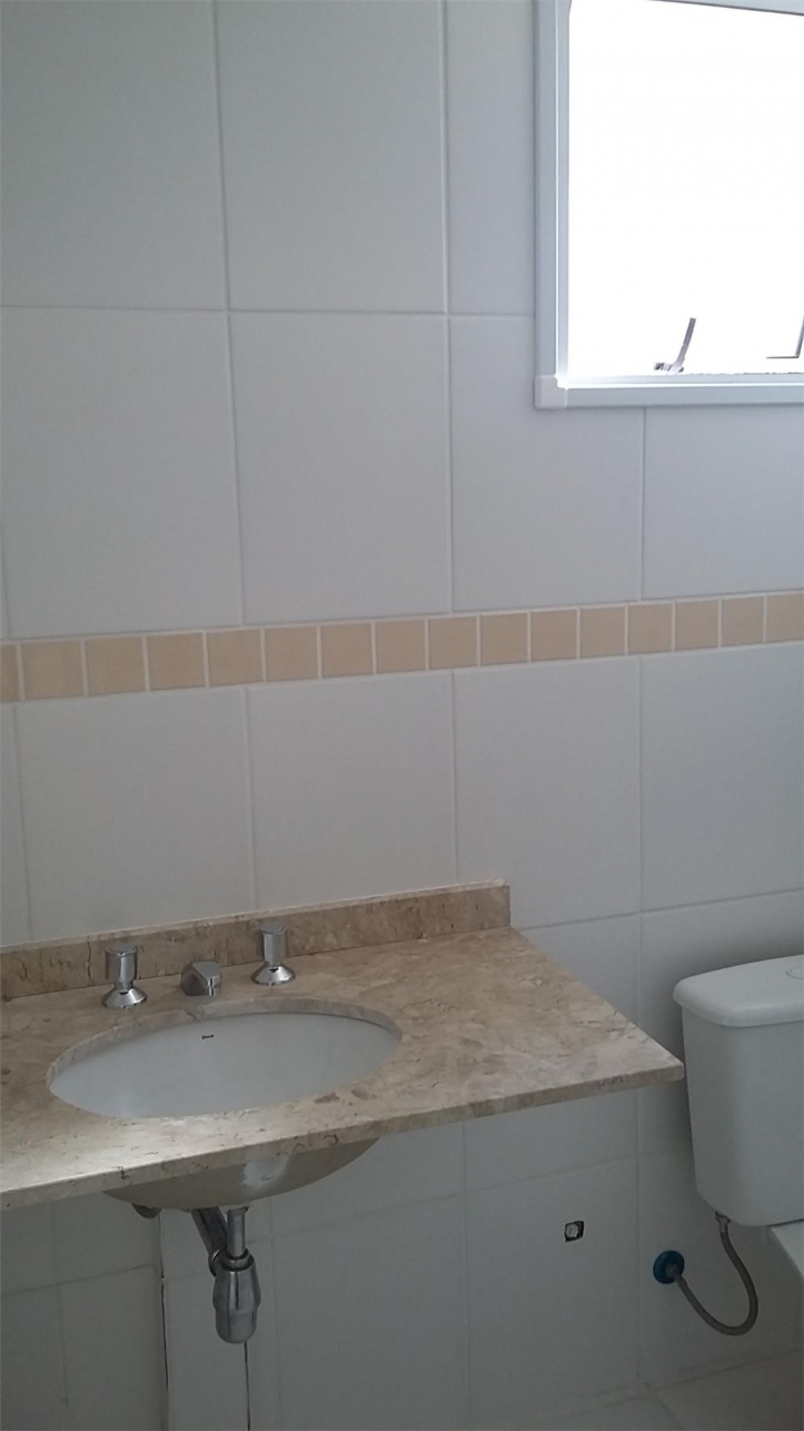 Apartamento à venda com 2 quartos, 55m² - Foto 11