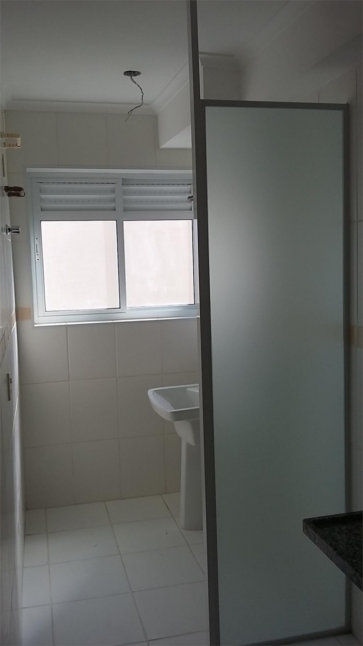 Apartamento à venda com 2 quartos, 55m² - Foto 17