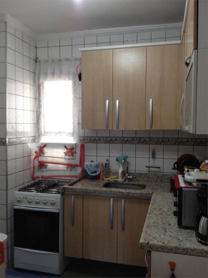 Apartamento à venda com 3 quartos, 75m² - Foto 35