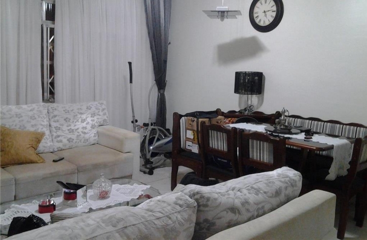 Apartamento à venda com 2 quartos, 72m² - Foto 11