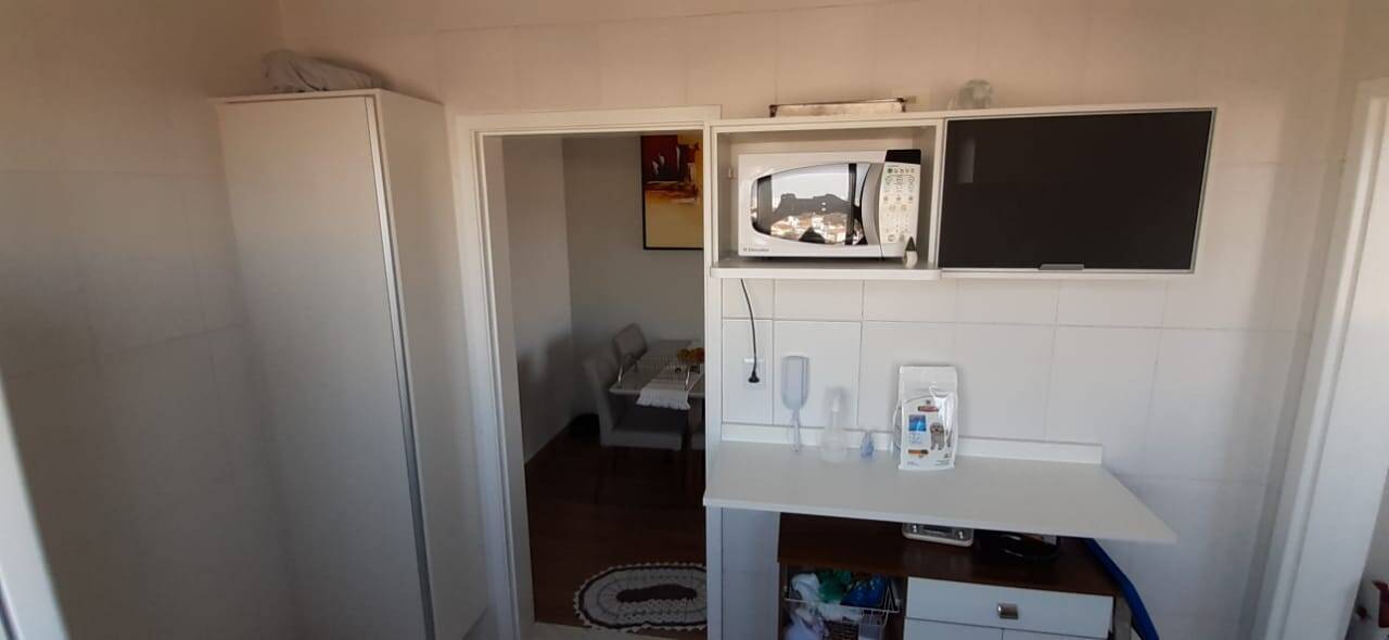 Apartamento à venda com 2 quartos, 56m² - Foto 18