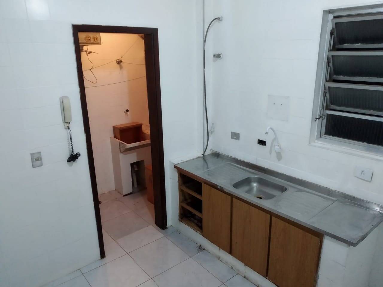 Apartamento para alugar com 2 quartos, 60m² - Foto 2