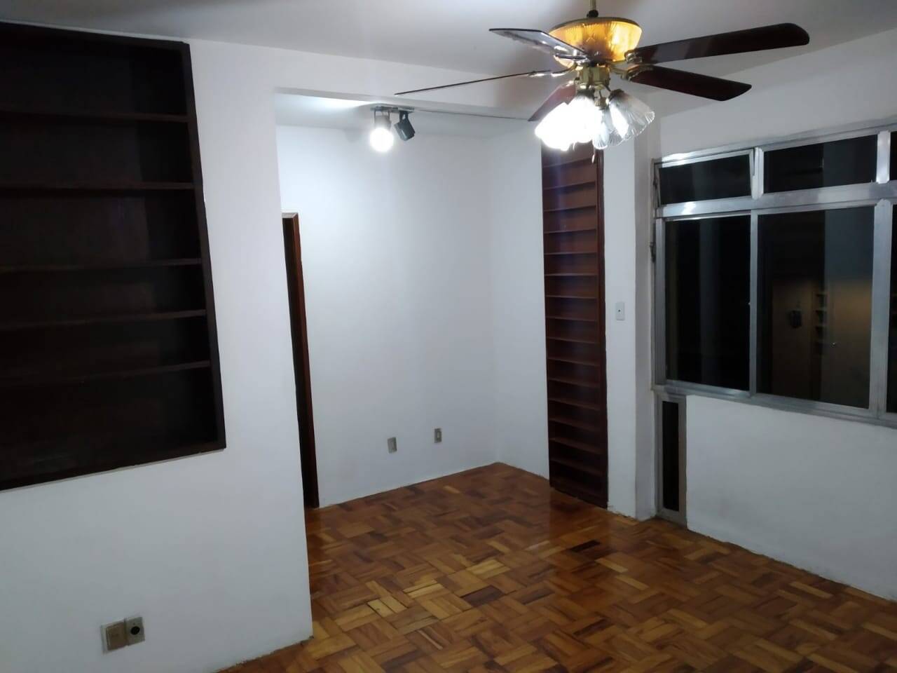 Apartamento para alugar com 2 quartos, 60m² - Foto 5