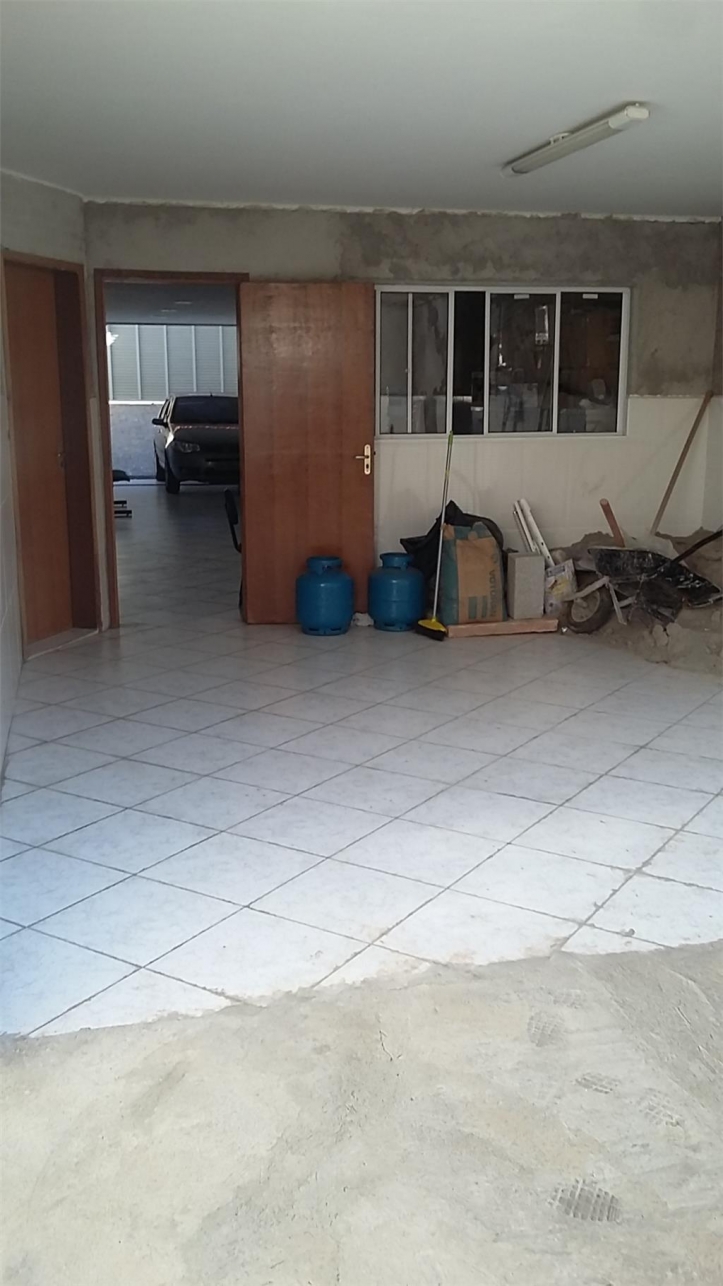 Sobrado à venda com 3 quartos, 300m² - Foto 19