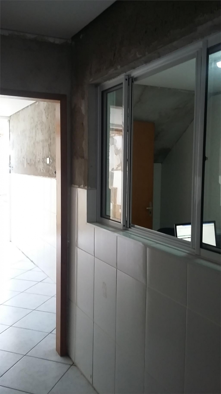 Sobrado à venda com 3 quartos, 300m² - Foto 25