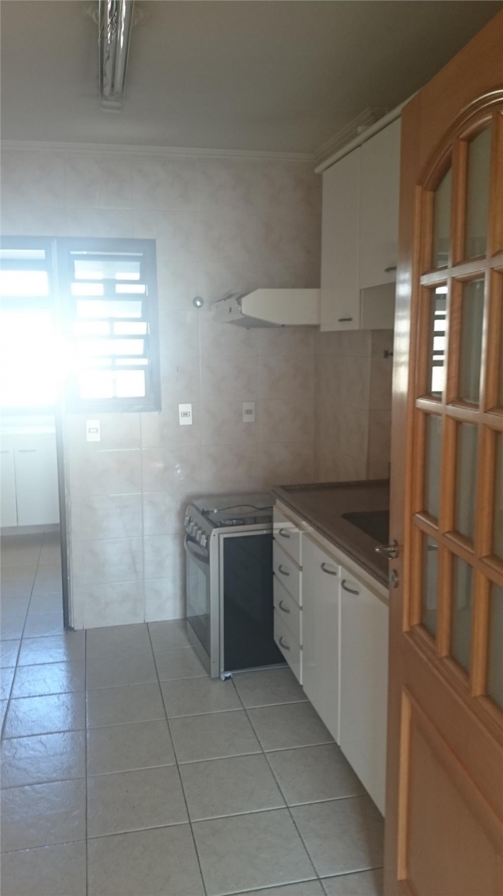 Apartamento à venda com 3 quartos, 92m² - Foto 2