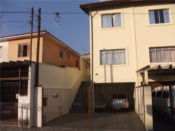 Sobrado à venda com 3 quartos, 140m² - Foto 1