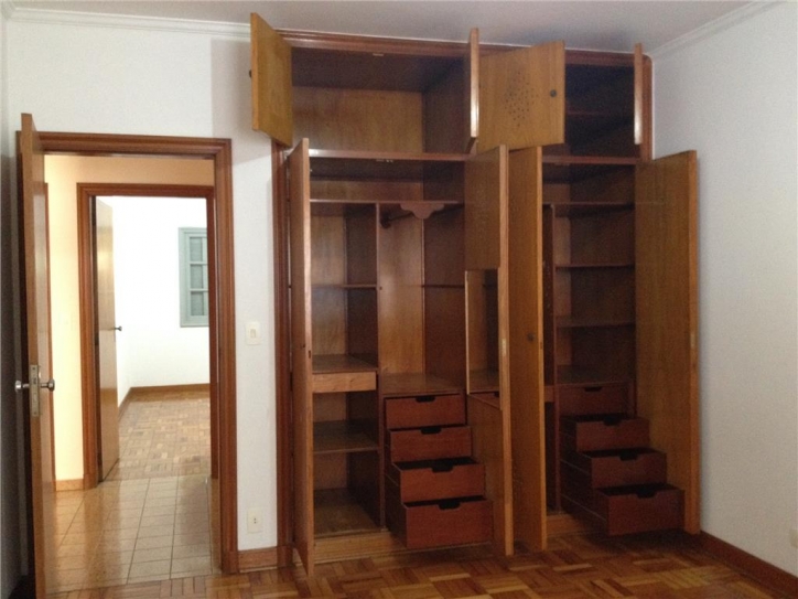 Casa à venda com 2 quartos, 125m² - Foto 8