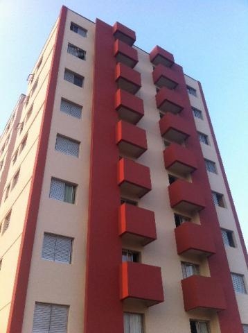 Apartamento à venda com 2 quartos, 48m² - Foto 2