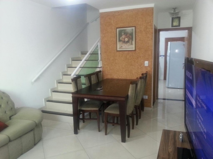 Sobrado à venda com 2 quartos, 140m² - Foto 1